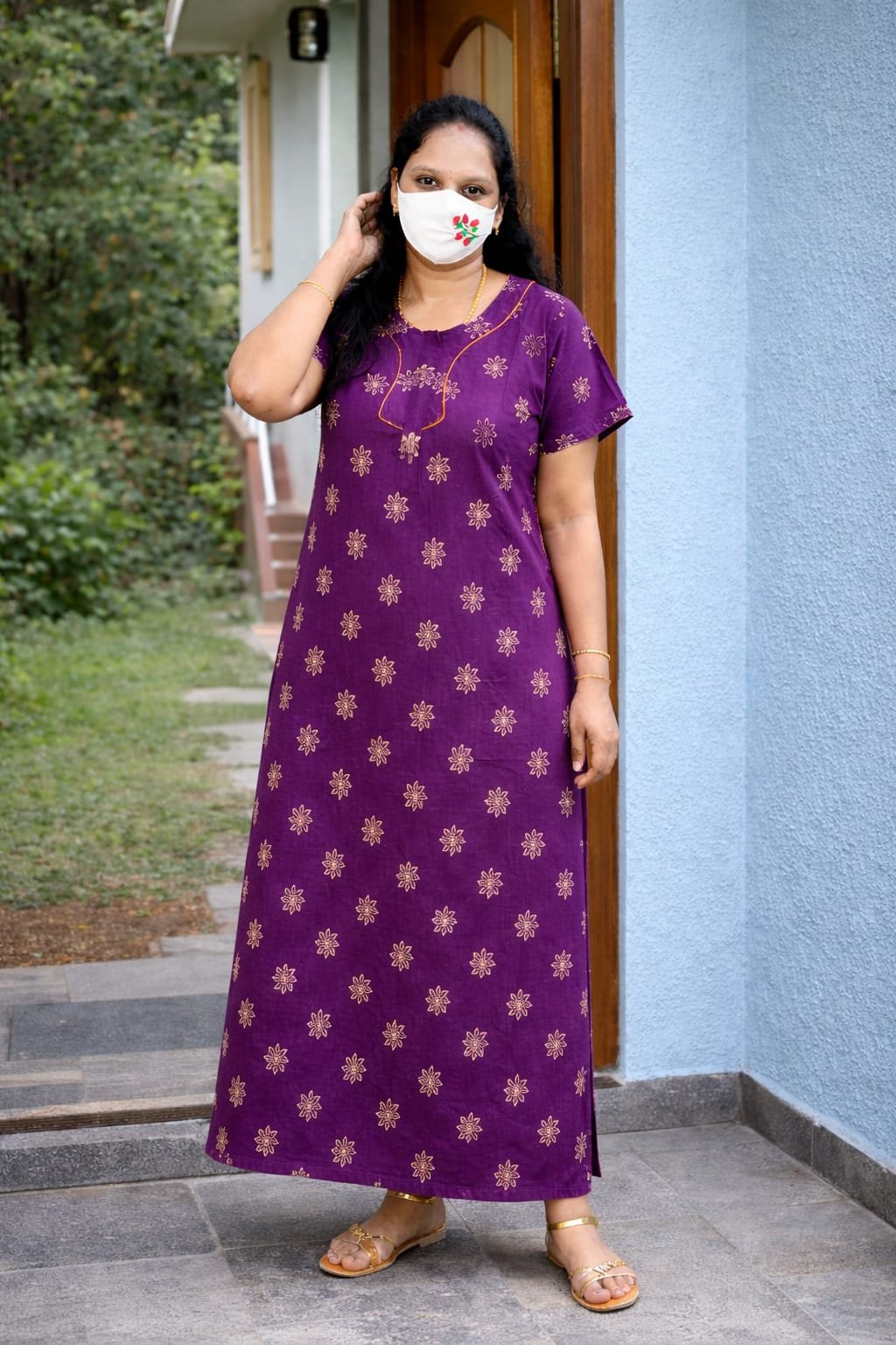 Unique Neck Pattern Nighties